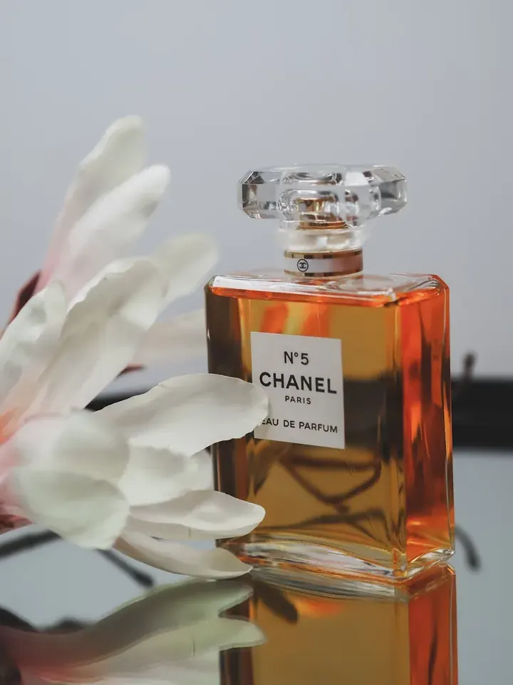 Дом Hermès: парфюмерная философия и кожаные ноты